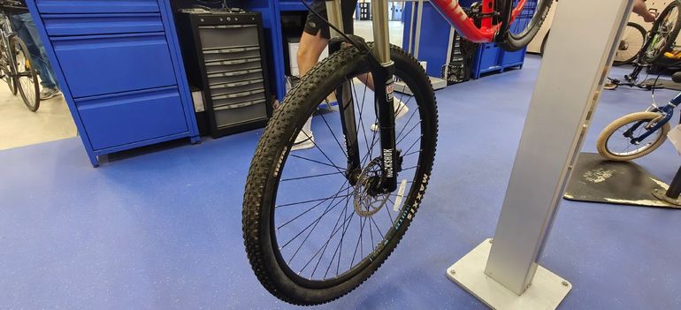 Gebrauchtes Kona Kahuna Shimano Deore XT 2016 Mountainbike, Rot — Bild 4 von 6