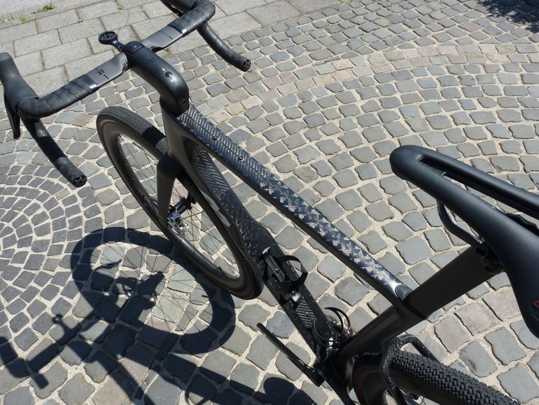 Gebrauchtes 3T Exploro Racemax Italia ProjectX Sram RED XPLR DISCUS45/40 2025 2025 Road & Gravel, Schwarz — Bild 14 von 15