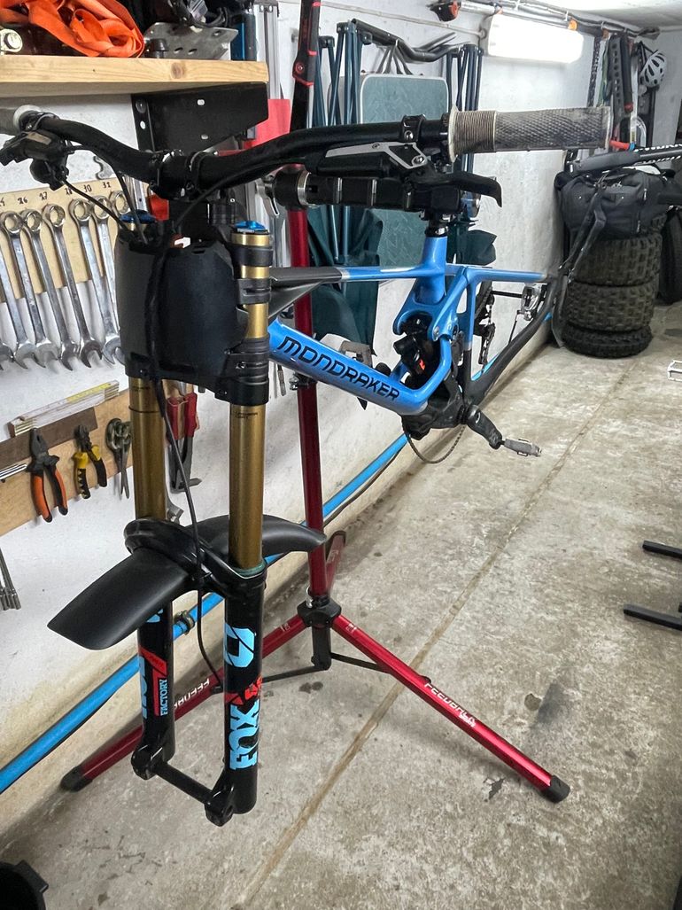 Gebrauchtes Mondraker SUMMUM CARBON R Mullet 2023 2023 Mountainbike, Blau, 29, 27.5 — Bild 3 von 4