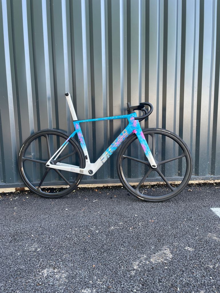 Używany Factor Ostro Vam Watercolor édition 2025 Frameset 2025 Road & Gravel — zdjęcie 1 z 4