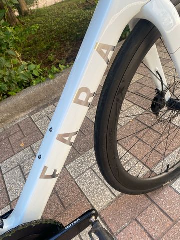 Used Fara F/Road Performance 2025 2025 Road & Gravel, White — image 6 of 12