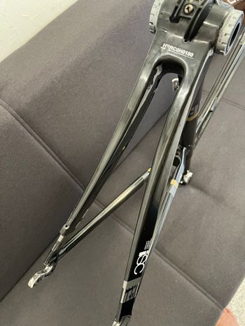 Używany BMC Roadracer Frameset 2013 Road & Gravel — zdjęcie 15 z 16