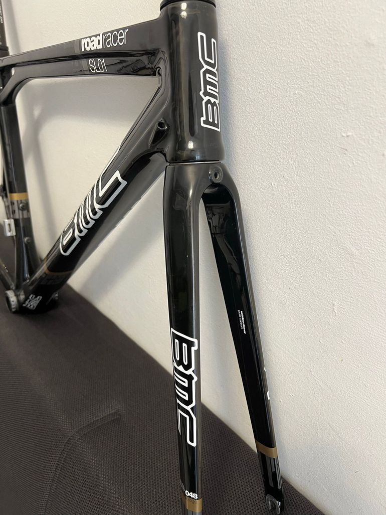 Używany BMC Roadracer Frameset 2013 Road & Gravel — zdjęcie 8 z 16