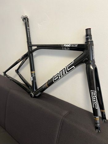 Używany BMC Roadracer Frameset 2013 Road & Gravel — zdjęcie 5 z 16