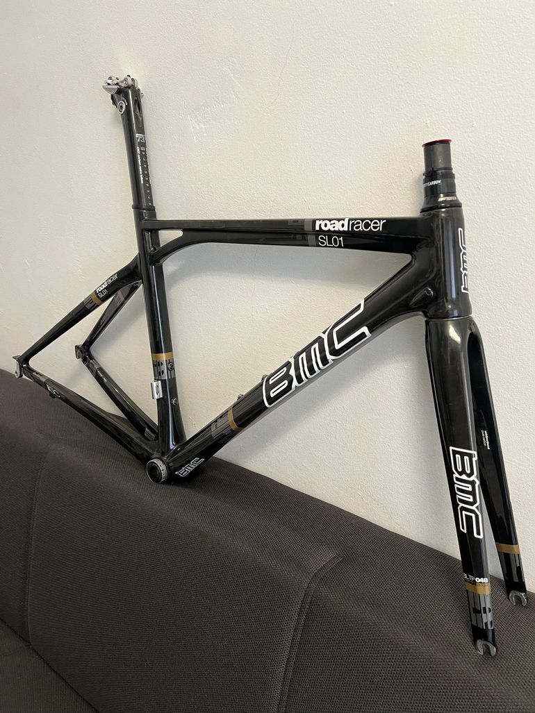Używany BMC Roadracer Frameset 2013 Road & Gravel — zdjęcie 5 z 16