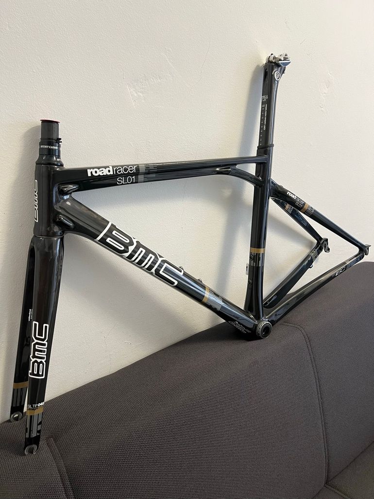 Używany BMC Roadracer Frameset 2013 Road & Gravel — zdjęcie 2 z 16