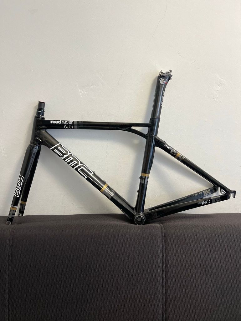 Używany BMC Roadracer Frameset 2013 Road & Gravel — zdjęcie 1 z 16
