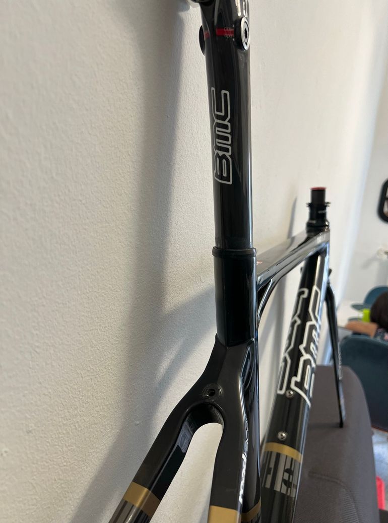 Używany BMC Roadracer Frameset 2013 Road & Gravel — zdjęcie 7 z 16