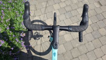 Bianchi Oltre Race 105 Di2 2025 2025 Road & Gravel de segunda mano, Verde — imagen 10 de 17