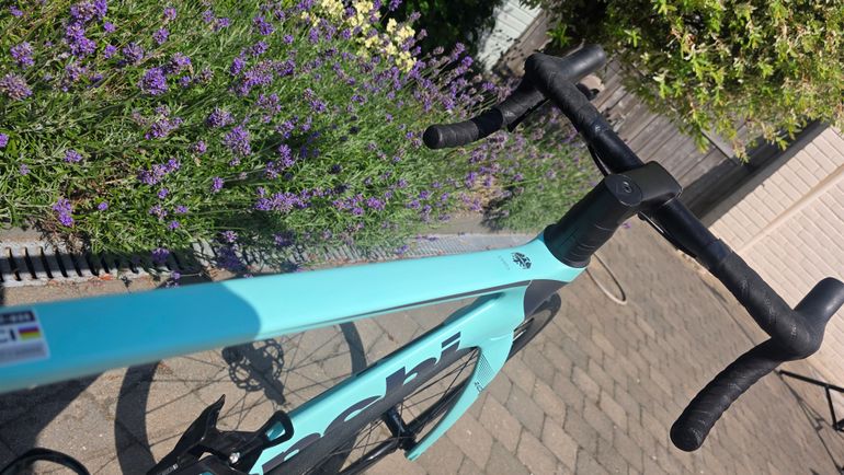 Bianchi Oltre Race 105 Di2 2025 2025 Road & Gravel de segunda mano, Verde — imagen 9 de 17