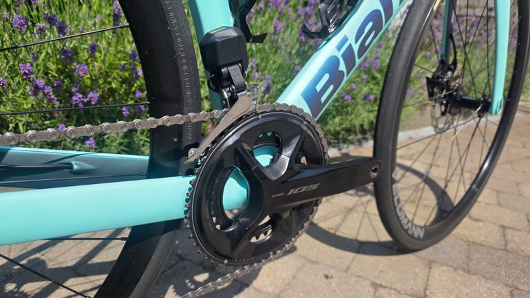 Bianchi Oltre Race 105 Di2 2025 2025 Road & Gravel de segunda mano, Verde — imagen 7 de 17