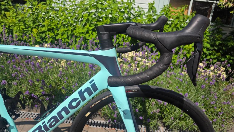 Bianchi Oltre Race 105 Di2 2025 2025 Road & Gravel de segunda mano, Verde — imagen 11 de 17