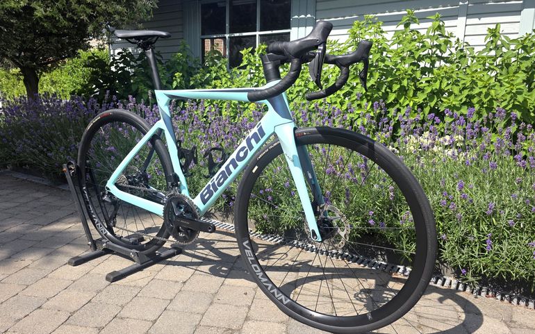 Bianchi Oltre Race 105 Di2 2025 2025 Road & Gravel de segunda mano, Verde — imagen 2 de 17