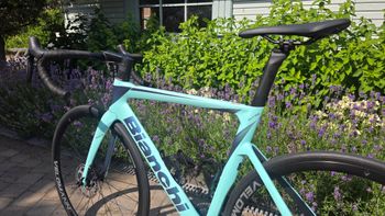 Bianchi Oltre Race 105 Di2 2025 2025 Road & Gravel de segunda mano, Verde — imagen 15 de 17