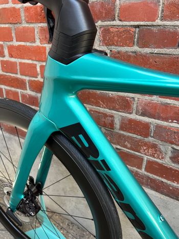 Używany Bianchi Oltre Shimano Ultegra Di2 2026 Road & Gravel — zdjęcie 15 z 16