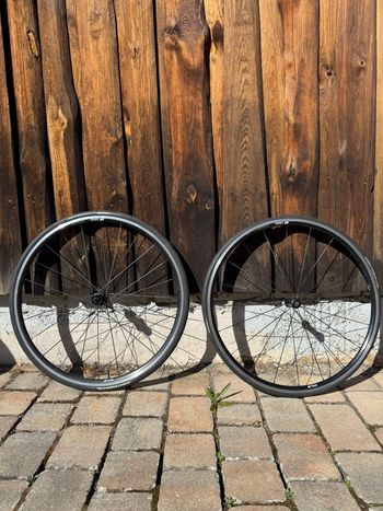 Canyon Ultimate CF SL 8 2021 2021 Road & Gravel de segunda mano, Azul — imagen 7 de 16