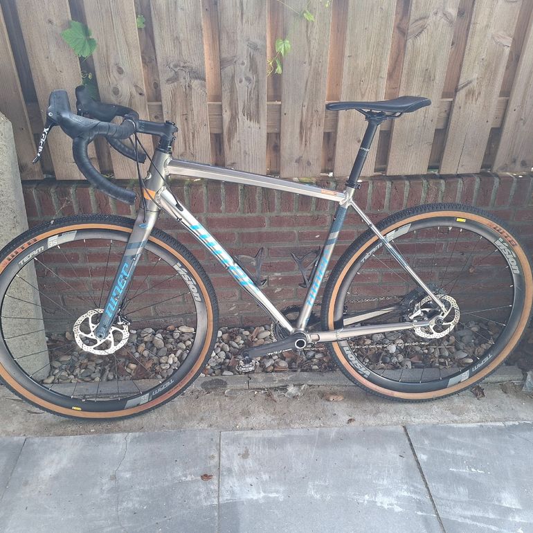 Używany Niner RLT 9 2-STAR SRAM APEX 1 2021 2021 Road & Gravel — zdjęcie 2 z 4