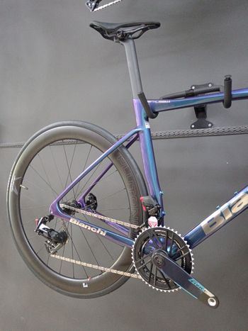 Bianchi Specialissima PRO FORCE AXS E1 2026 2026 Road & Gravel d'occasion — image 4 sur 4