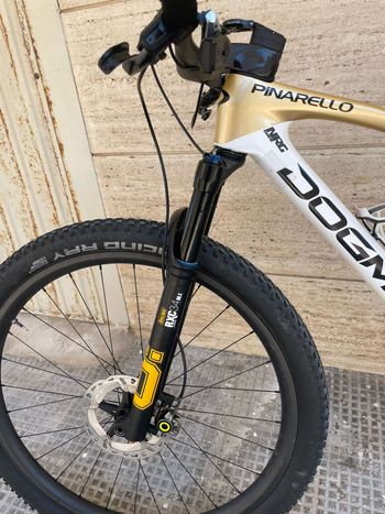 Used Pinarello Dogma SRAM XX1 Eagle AXS 2025 Mountainbike, White — image 2 of 8