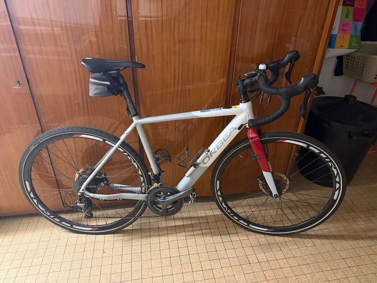 Used Orbea Gain SRAM Rival 2019 Road & Gravel, White — image 3 of 5