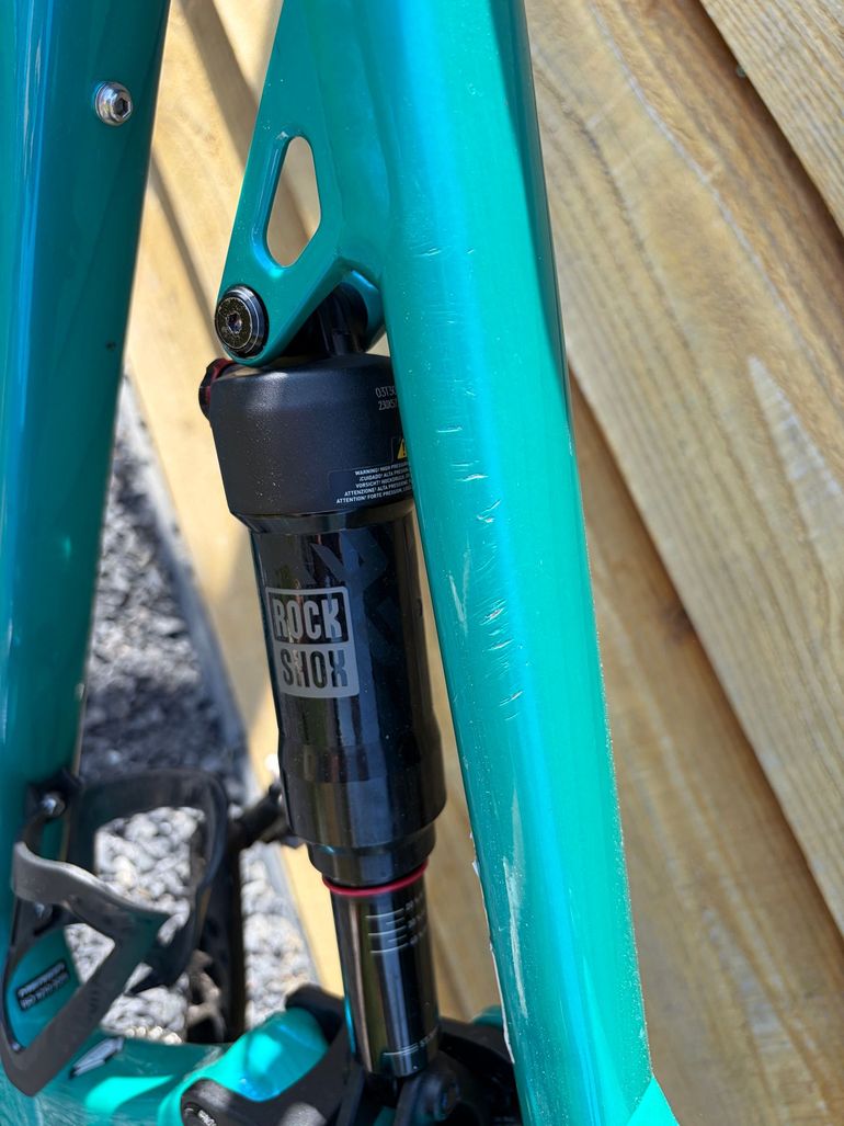 Gebrauchtes Merida ONE-FORTY 700 2023 2023 Mountainbike, Grün — Bild 7 von 15