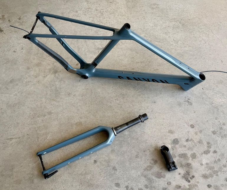 Używany Canyon Grizl CF SL 8 1by 2023 Frameset 2023 Road & Gravel — zdjęcie 1 z 8