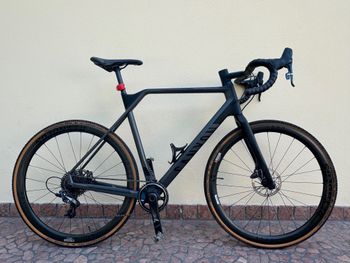 Canyon Inflite CF SL 8.0 2021 2021 Road & Gravel de segunda mano, Negro — imagen 3 de 4