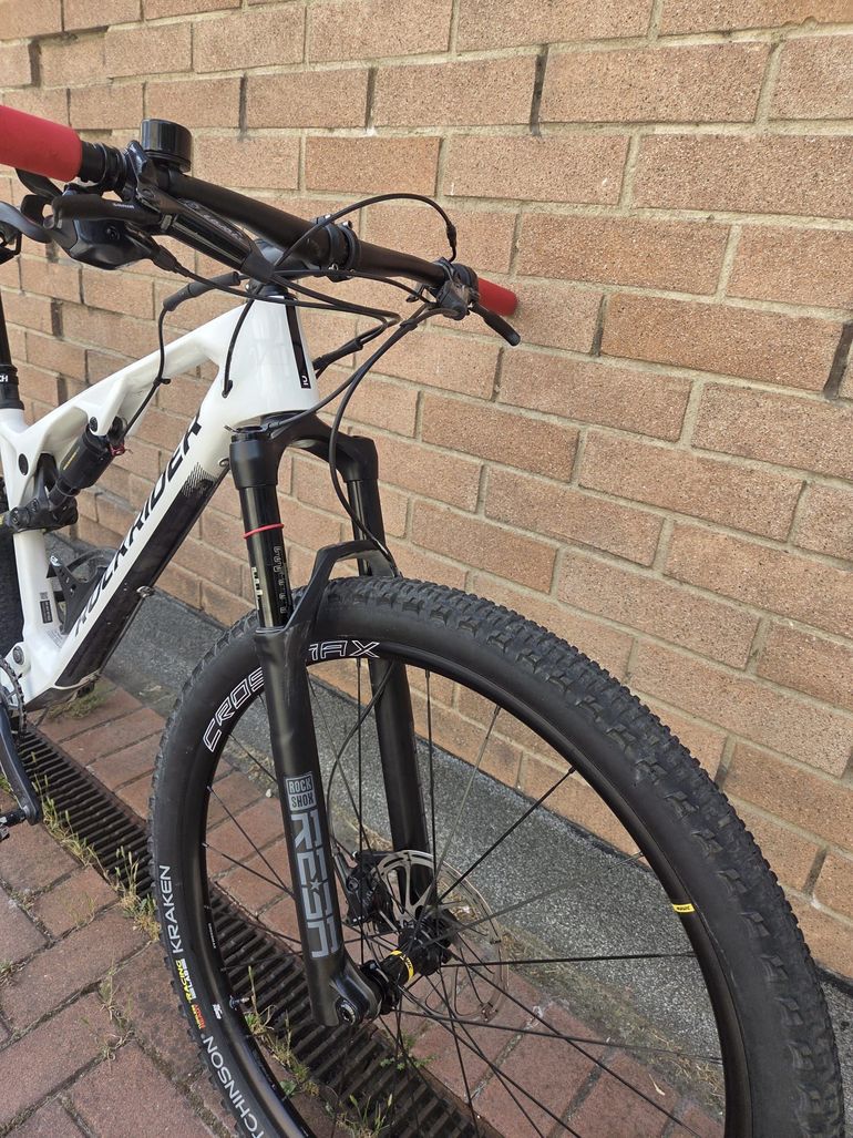 Gebrauchtes ROCKRIDER Xc 900s 2023 Mountainbike, Weiß — Bild 5 von 6