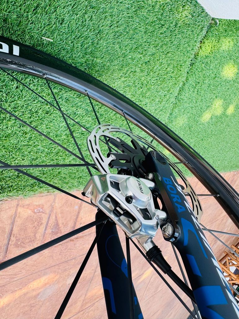 Używany Specialized S-Works Tarmac SL8 LTD - Red Bull TdF 2026 2026 Road & Gravel — zdjęcie 9 z 10