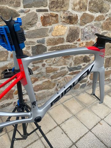 Gebrauchtes Ridley Noah Fast Disc - Frameset 2022 Frameset 2022 Road & Gravel, Hellgrau — Bild 15 von 16