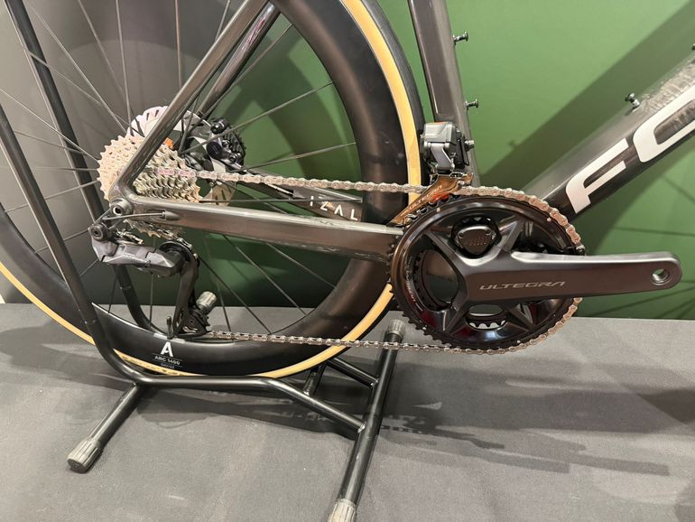 Focus IZALCO MAX 9.9 2026 2026 Road & Gravel d'occasion — image 1 sur 6