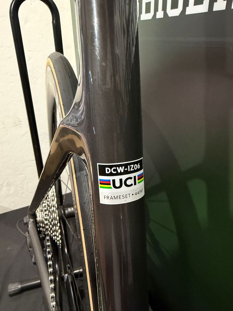 Focus IZALCO MAX 9.9 2026 2026 Road & Gravel d'occasion — image 6 sur 6