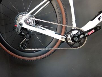 Used Fondriest Custom SRAM Rival eTap AXS 2027 Road & Gravel, White — image 2 of 5