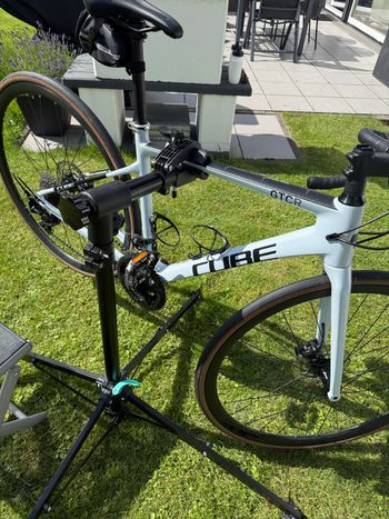 Used CUBE ATTAIN GTC RACE 2023 2023 Road & Gravel, White — image 7 of 7