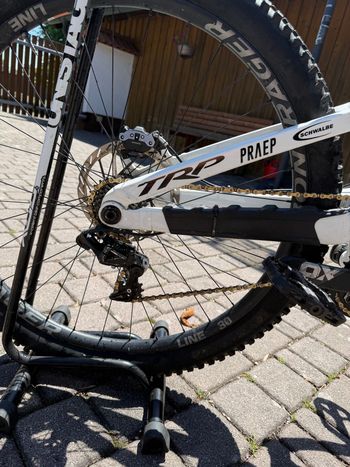 Used Trek Session 9 2023 2023 Mountainbike, White, 29 — image 3 of 3