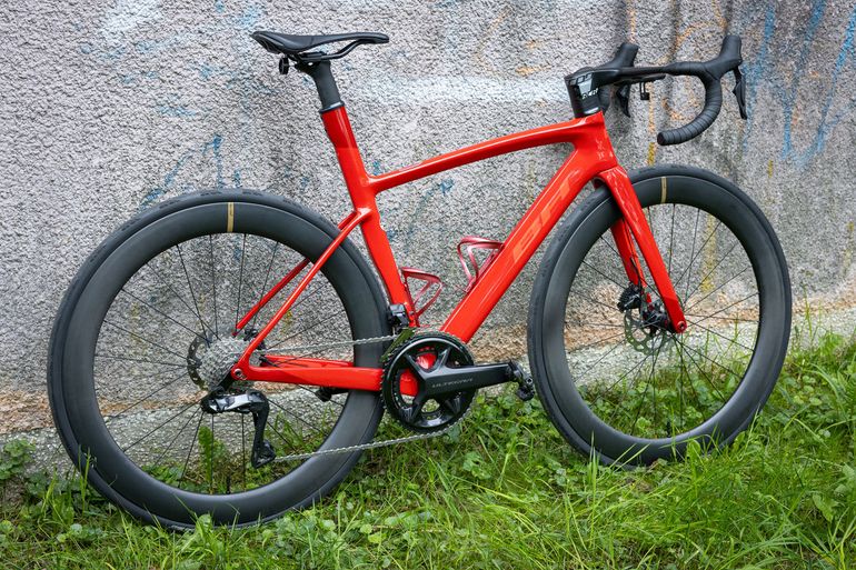 BH G8 ACR Disc Ultegra Di2 2021 Road & Gravel d'occasion — image 2 sur 5