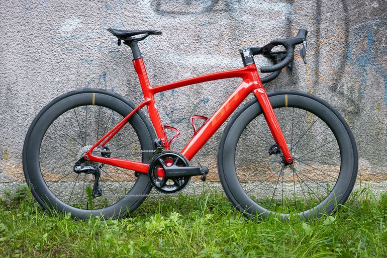 BH G8 ACR Disc Ultegra Di2 2021 Road & Gravel d'occasion — image 1 sur 5