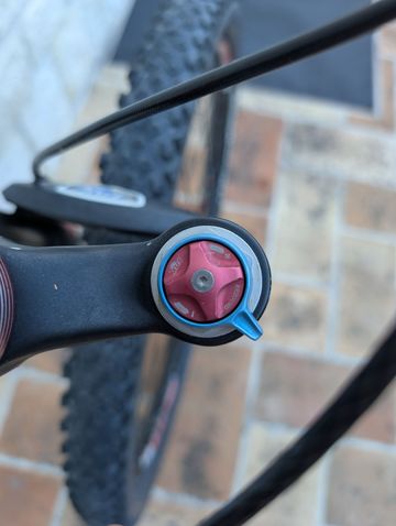 Used Specialized Epic SRAM X9 2008 Mountainbike, Black — image 6 of 8