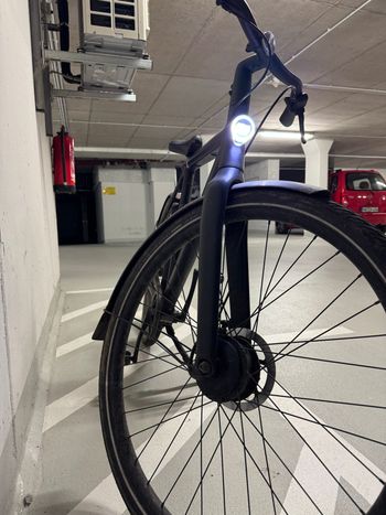 Używany Vanmoof S3 2023 2023 Urban — zdjęcie 2 z 6