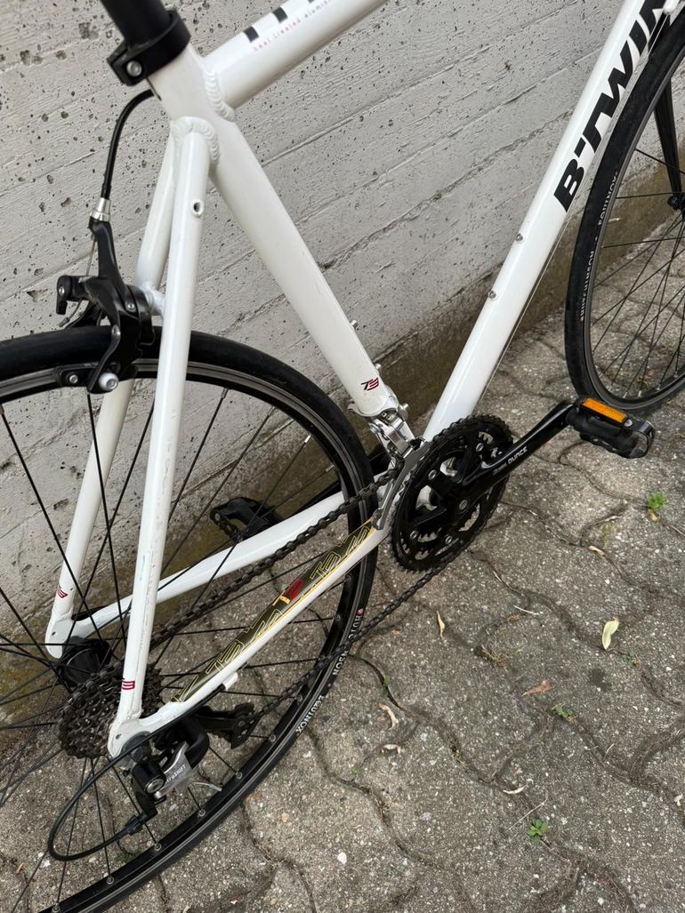 B’TWIN Bici Da Corsa Triban 3 Alluminio 2014 Road & Gravel d'occasion — image 8 sur 10