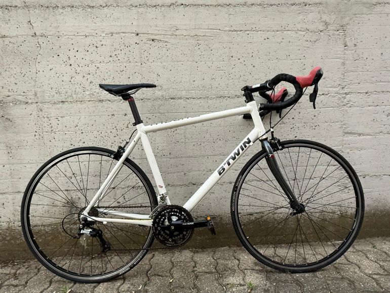 B’TWIN Bici Da Corsa Triban 3 Alluminio 2014 Road & Gravel d'occasion — image 6 sur 10