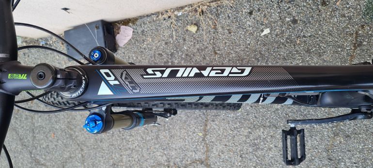 Scott Genius 710 2017 2017 Mountainbike de segunda mano, Gris claro — imagen 3 de 9