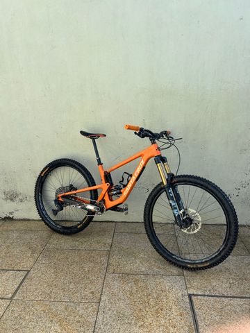 Santa Cruz HIGHTOWER X01 / Carbon CC / 29 2022 2022 MTB d'occasion