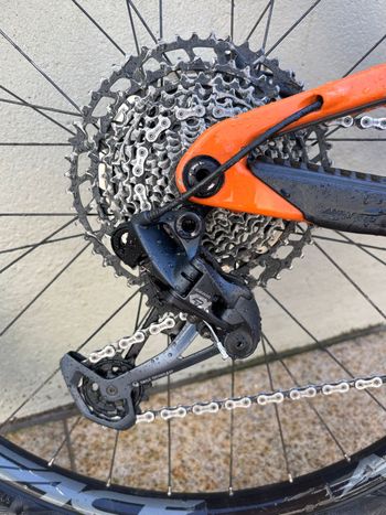 Santa Cruz HIGHTOWER X01 / Carbon CC / 29 2022 2022 Mountainbike d'occasion — image 3 sur 7