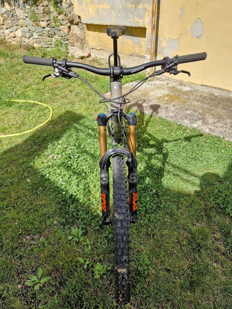 Używany Commencal CLASH SIGNATURE 2021 2021 Mountainbike — zdjęcie 8 z 8