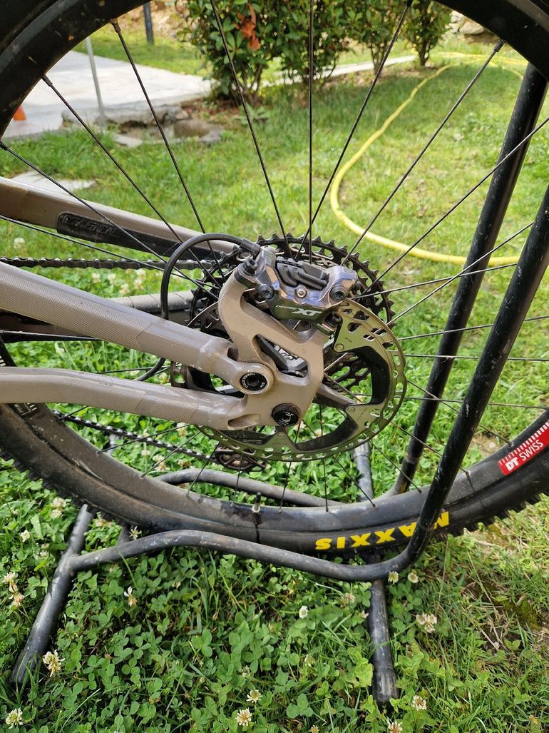 Używany Commencal CLASH SIGNATURE 2021 2021 Mountainbike — zdjęcie 7 z 8