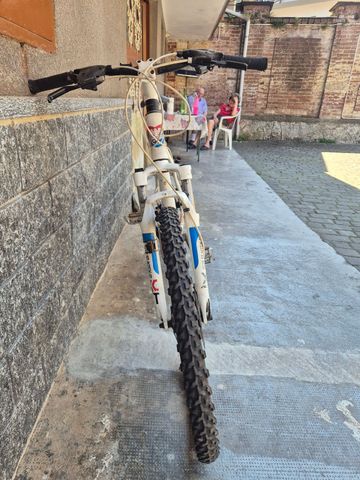 Used Bottecchia Custom Shimano Altus 2020 Mountainbike, White — image 6 of 7