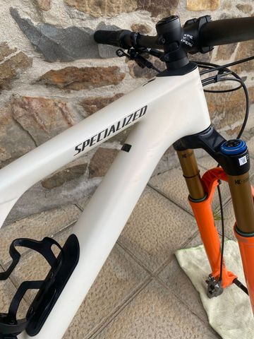 Used Specialized Epic 8 EVO Pro Frameset - FOX FLOAT Factory 2024 Frameset 2024 Mountainbike, White, 29 — image 15 of 22