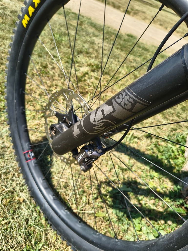 Używany Santa Cruz HIGHTOWER GX AXS RSV / Carbon C 2024 2024 Mountainbike — zdjęcie 8 z 12