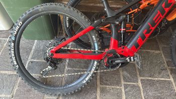 Used Trek Rail 9.8 2020 2020 Mountainbike, Red, 29 — image 3 of 4
